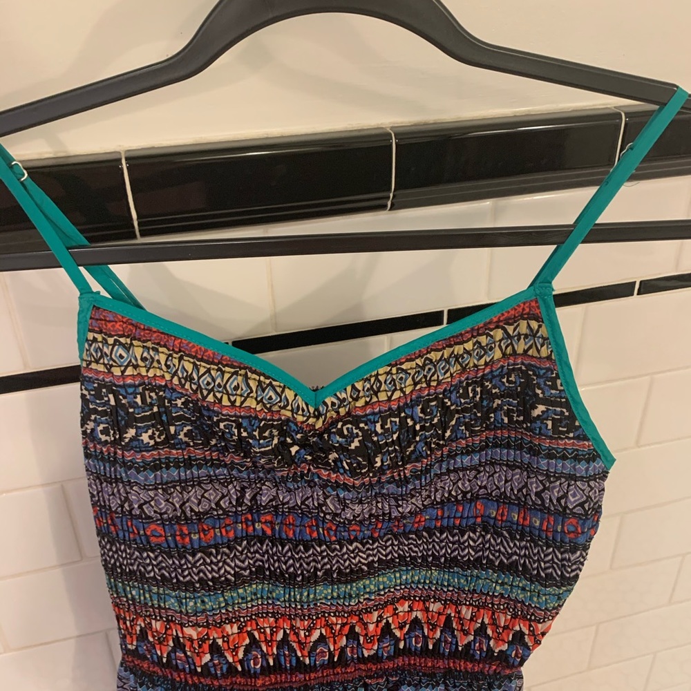 Boho-inspired multi-colored dress - Picture 5 of 6